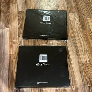 NEW in box! Robert Graham power port charging station